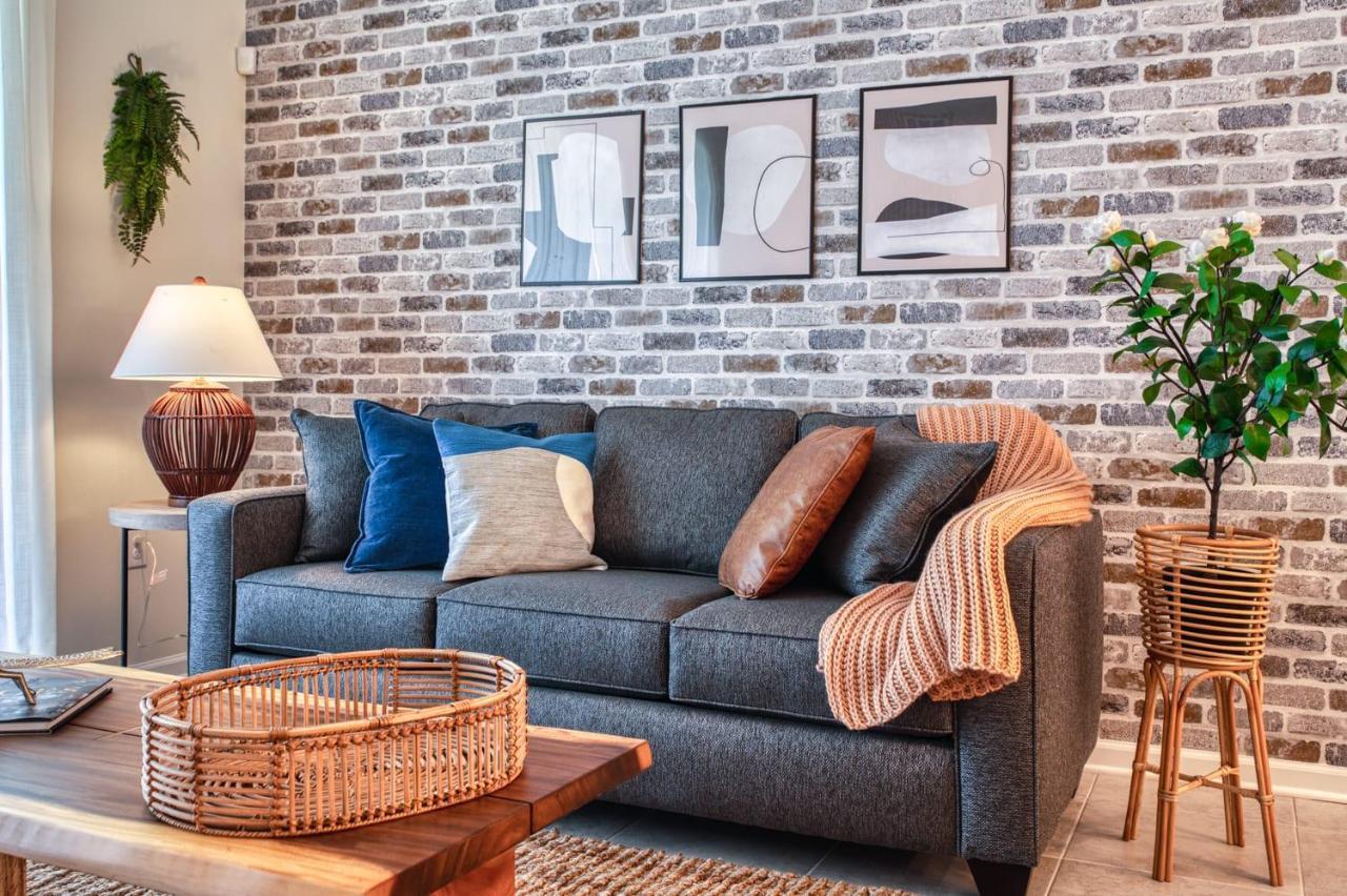 Modern Condo With Themed Bedroom Near Disney Orlando Bagian luar foto